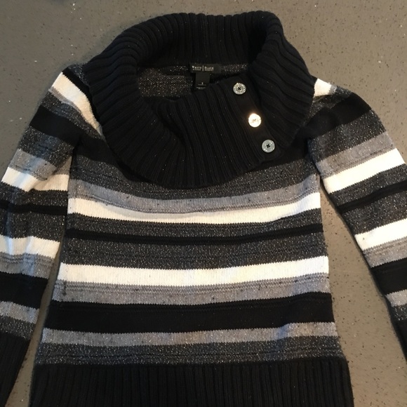 WHBM sweater in small - Picture 2 of 4